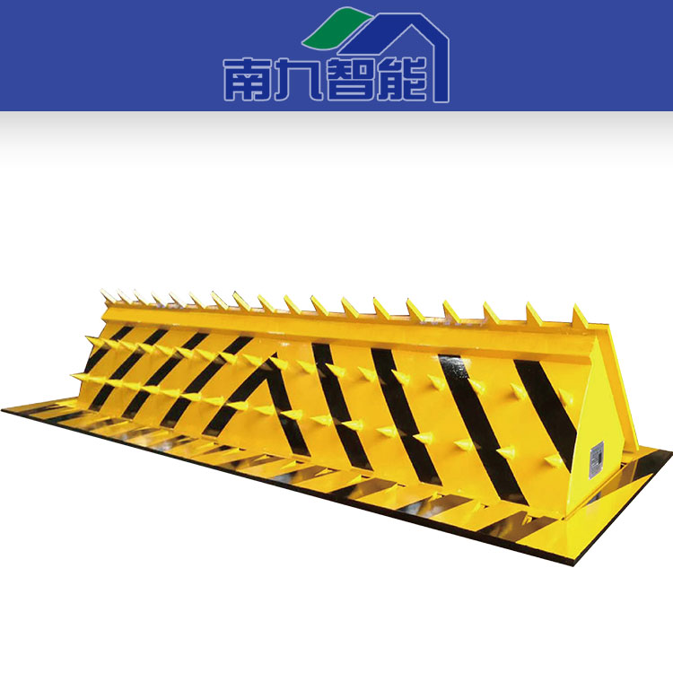 液压翻板路障机NJL-001